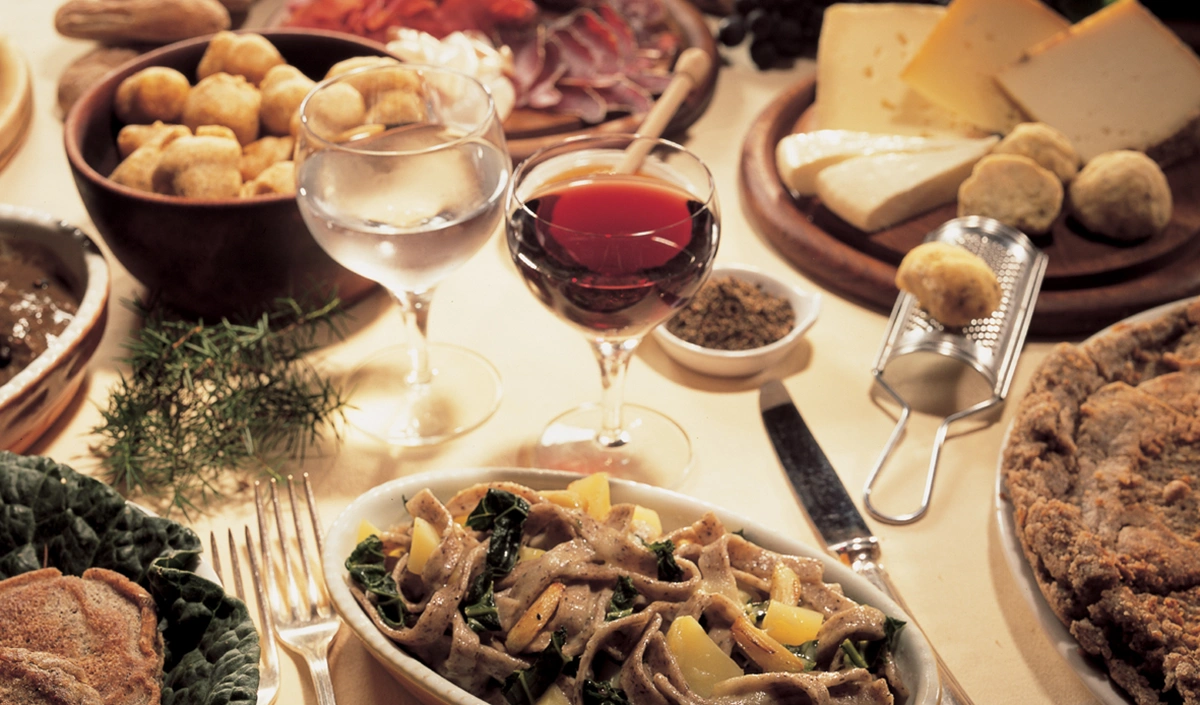 Tirano e la Media Valtellina - Scopri - Food and wine